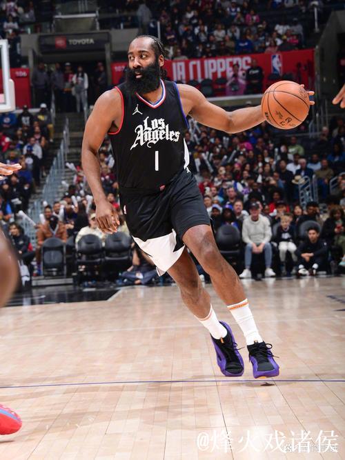 哈登交易前景引关注,NBA市场热闹开启 哈登交易前景引关注,NBA市场热闹开启